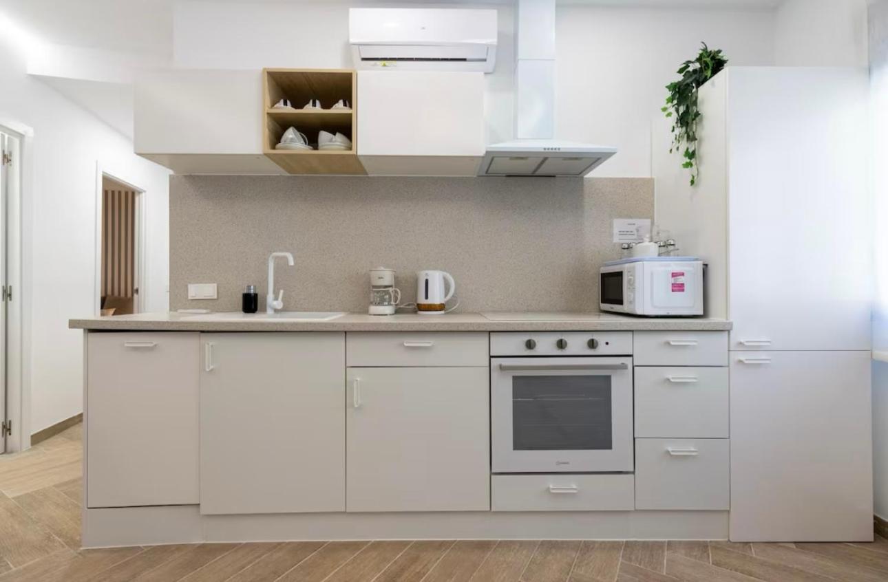 Apartamento Artbel En Embajadores Madrid